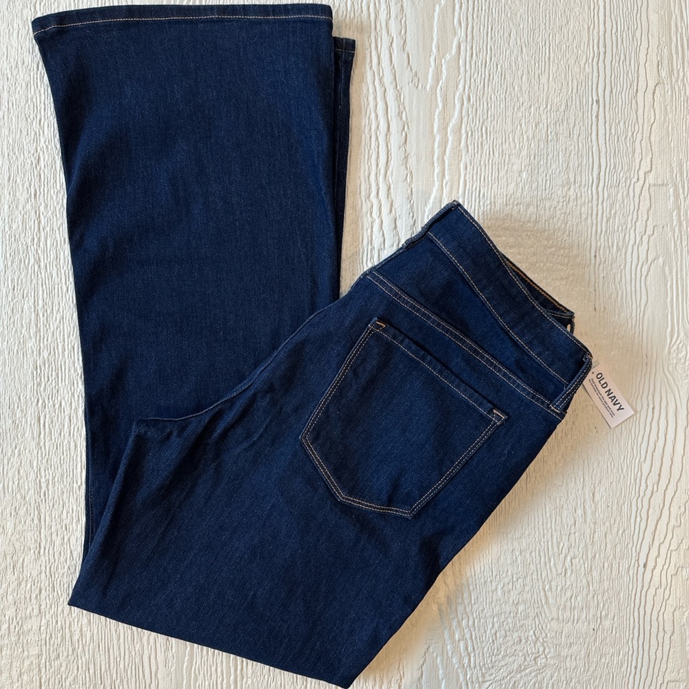 Old Navy Women's High Rise Wow Flare Jeans